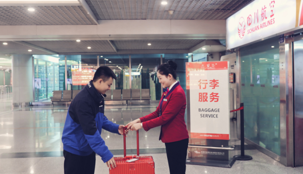 酒店送机场服务是什么意思，帮你打车还是免费送？酒店含机场往返