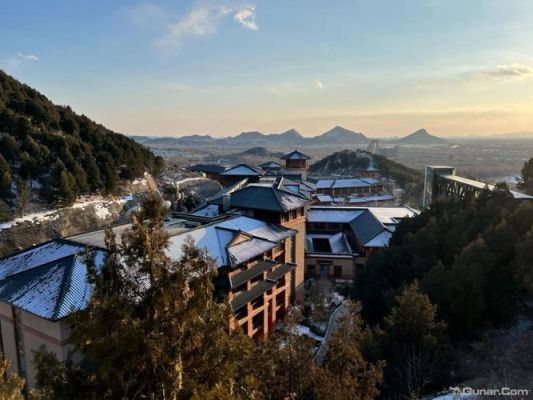 东方半山酒店是几星级？（南京半山酒店图片）